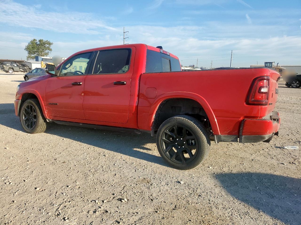 2025 Ram 1500 Laramie - Фото 2