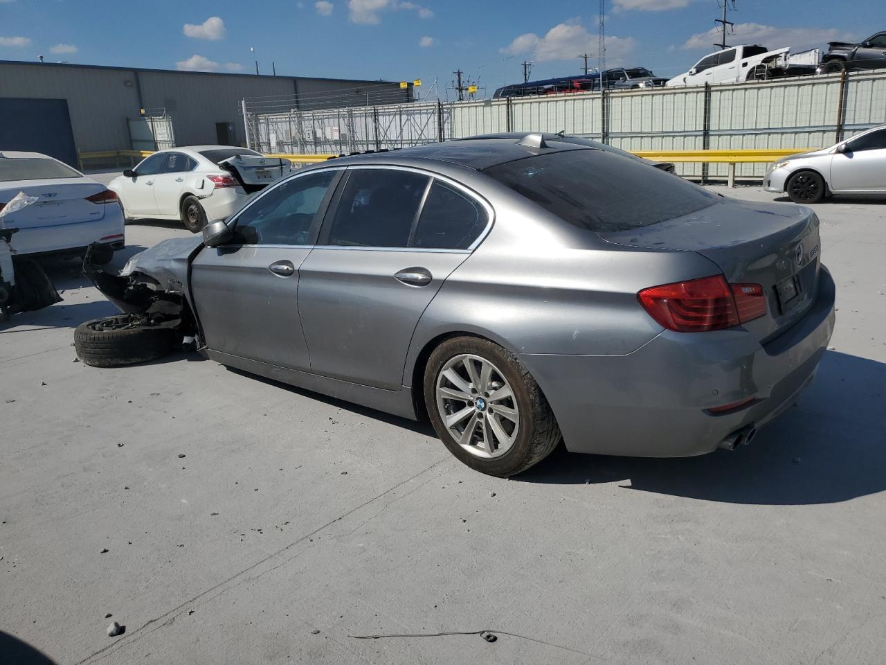 2014 BMW 528 I - Image 2