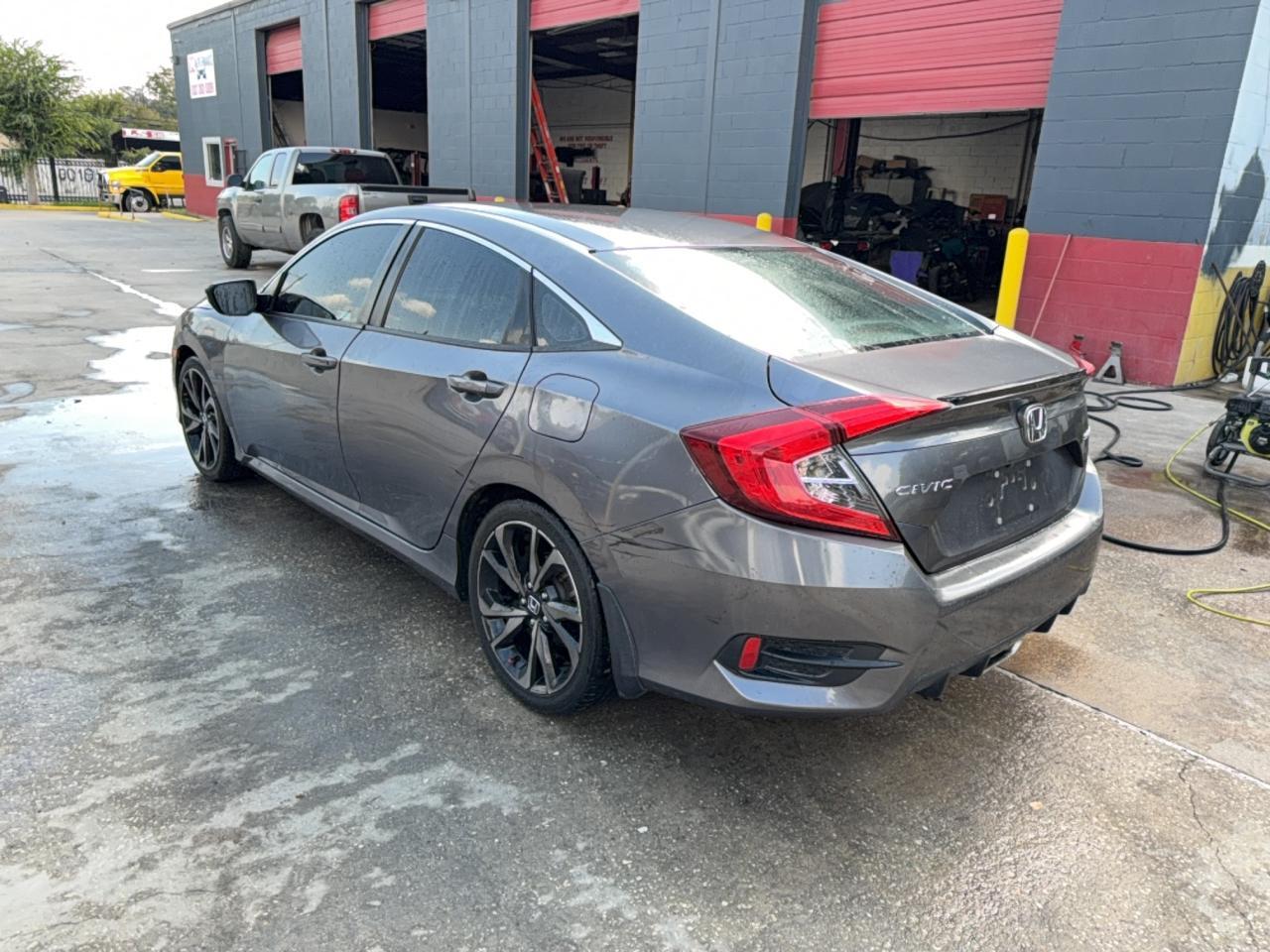 2021 Honda Civic Sport - Image 3