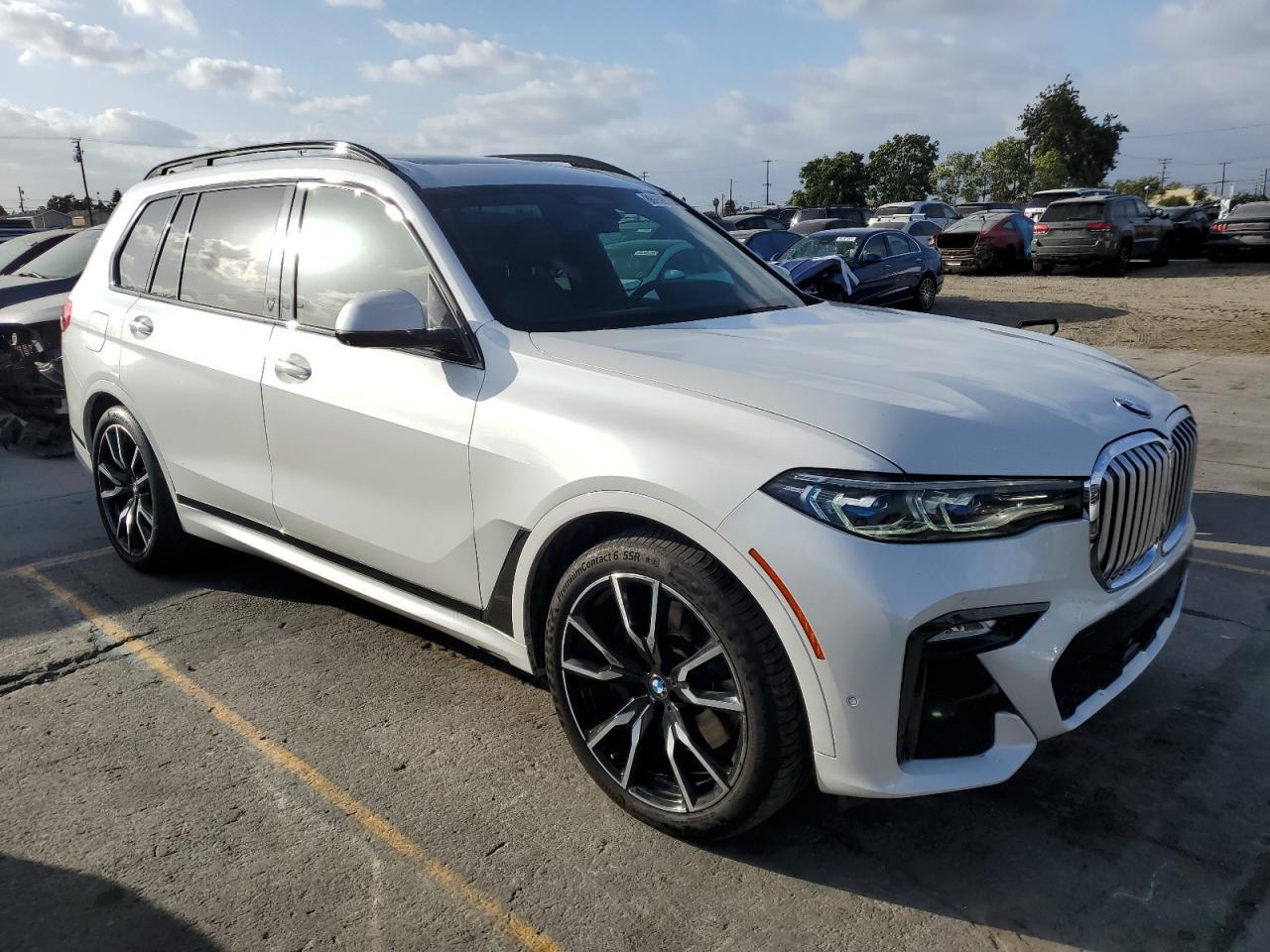2019 BMW X7 xDrive50I - Фото 4