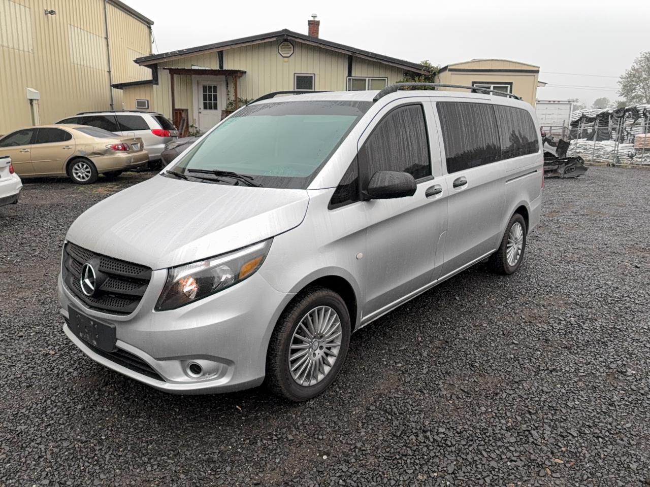 2017 Mercedes-Benz Metris - Фото 2