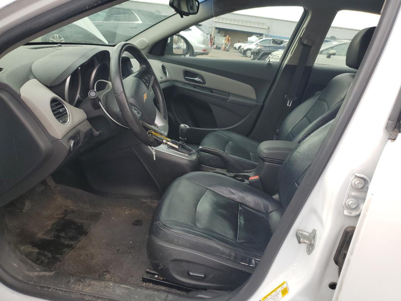 2012 Chevrolet Cruze - Image 7