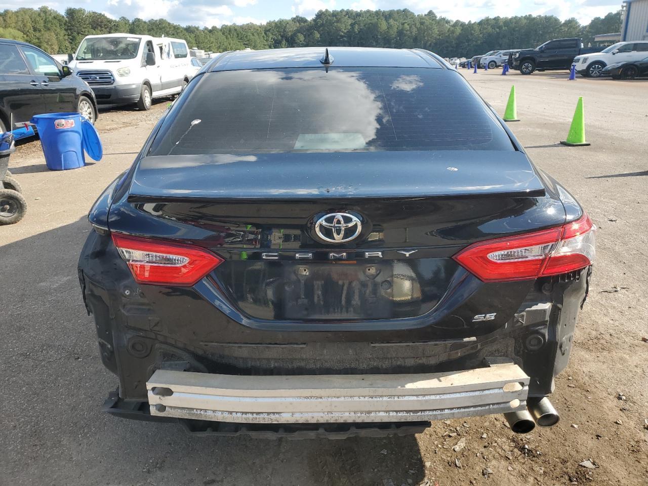 2019 Toyota Camry L - Фото 6