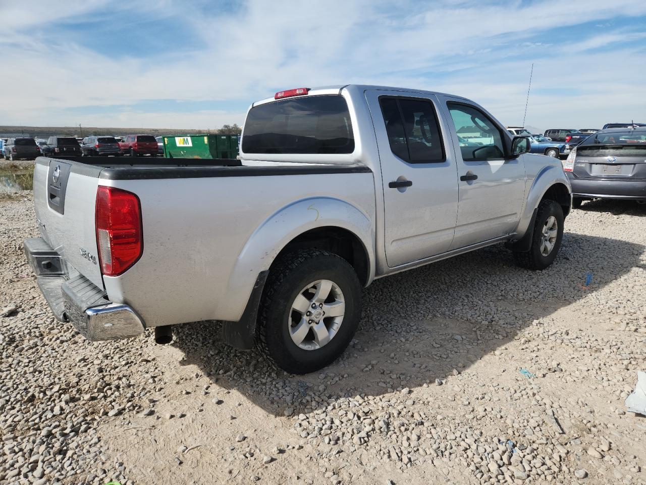 2010 Nissan Frontier Crew Cab Se - Image 3