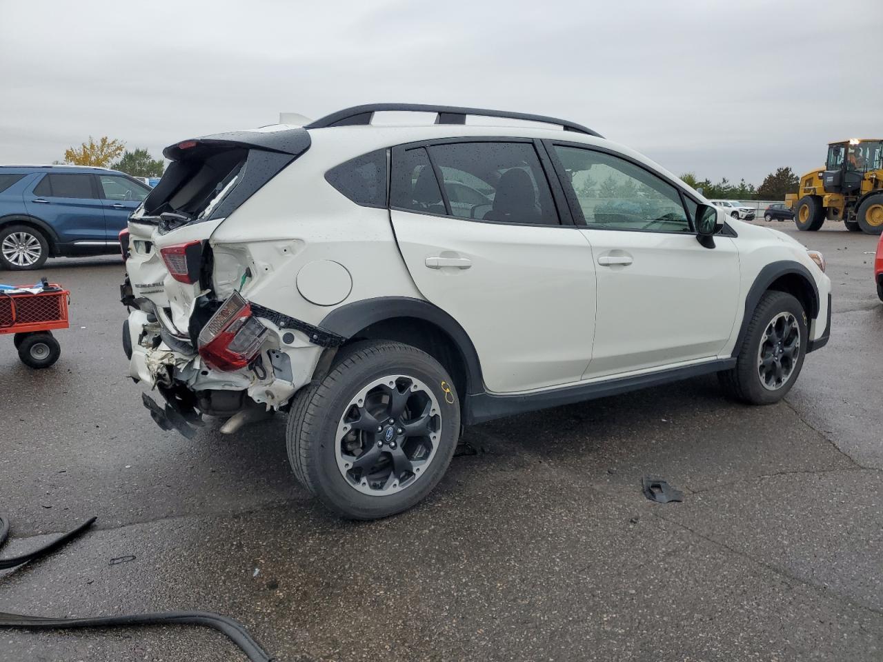 2023 Subaru Crosstrek Premium - Image 3