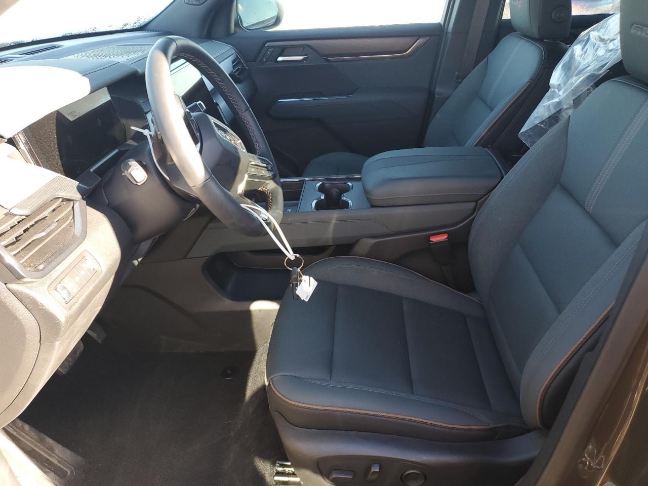 2025 GMC Acadia At4 - Фото 7