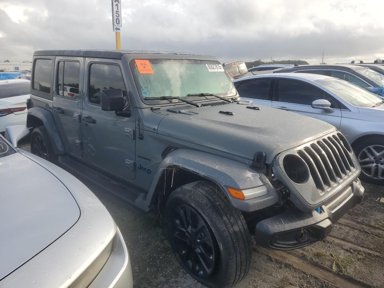 2023 Jeep Wrangler Sahara 4Xe - Image 4