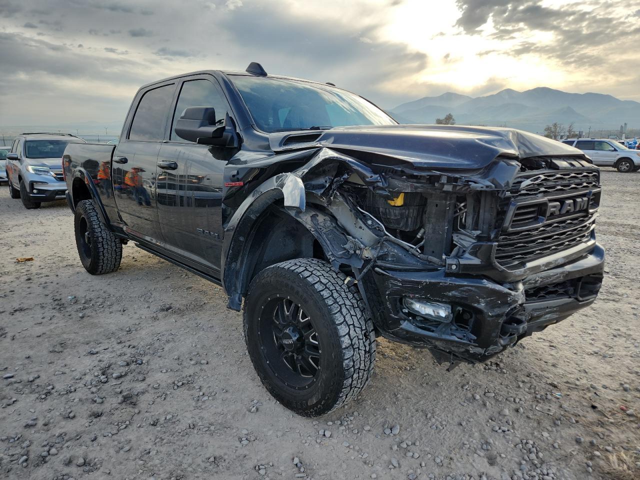 2017 Ram 2500 Limited - Фото 4