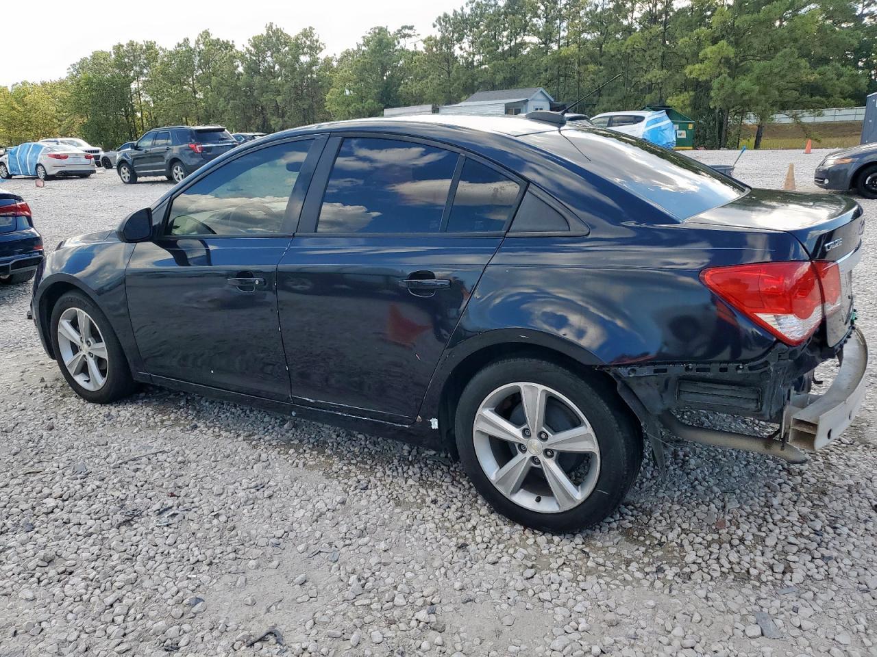 2015 Chevrolet Cruze Ls - Фото 2