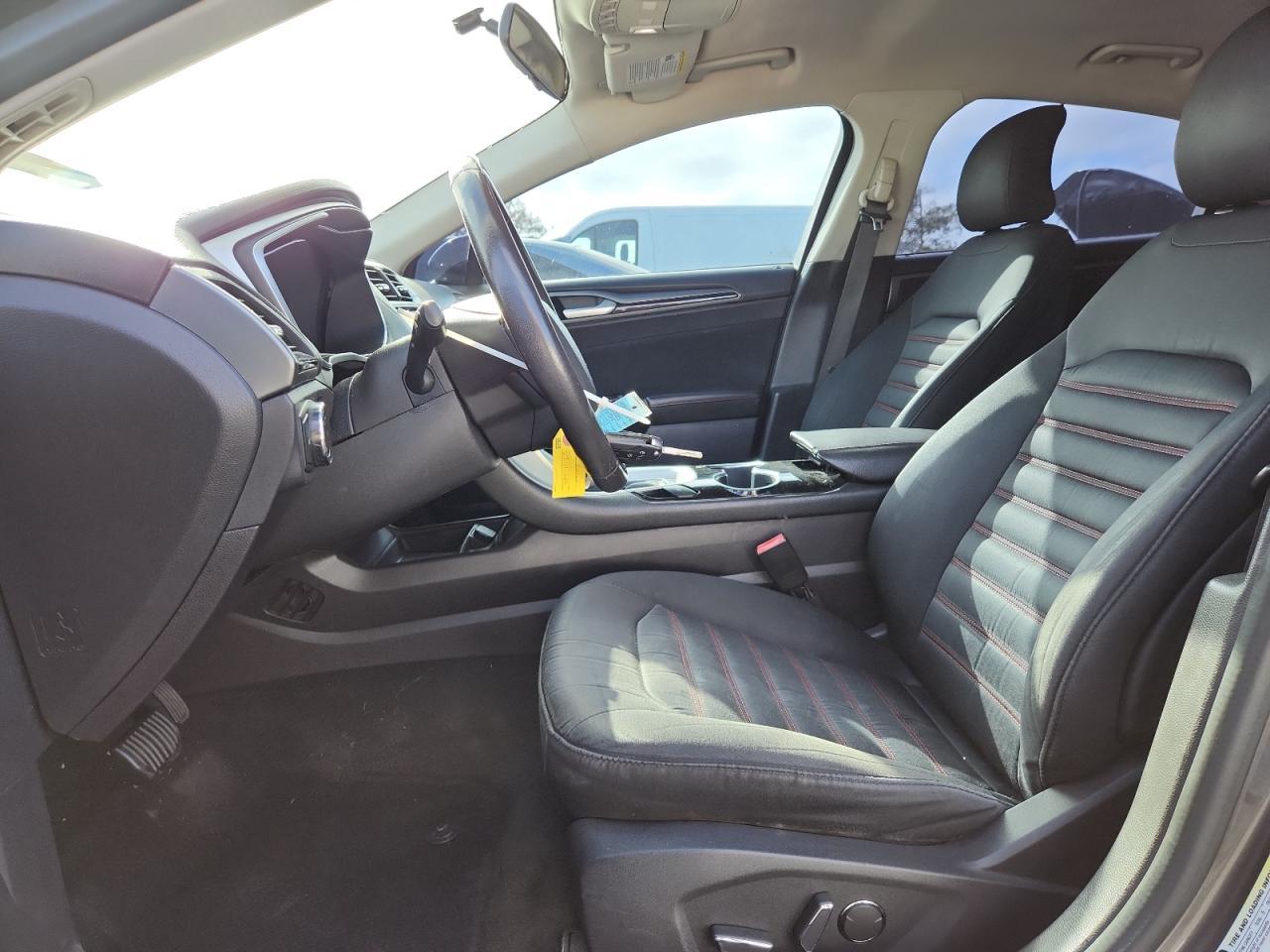 2016 Ford Fusion Se - Фото 7