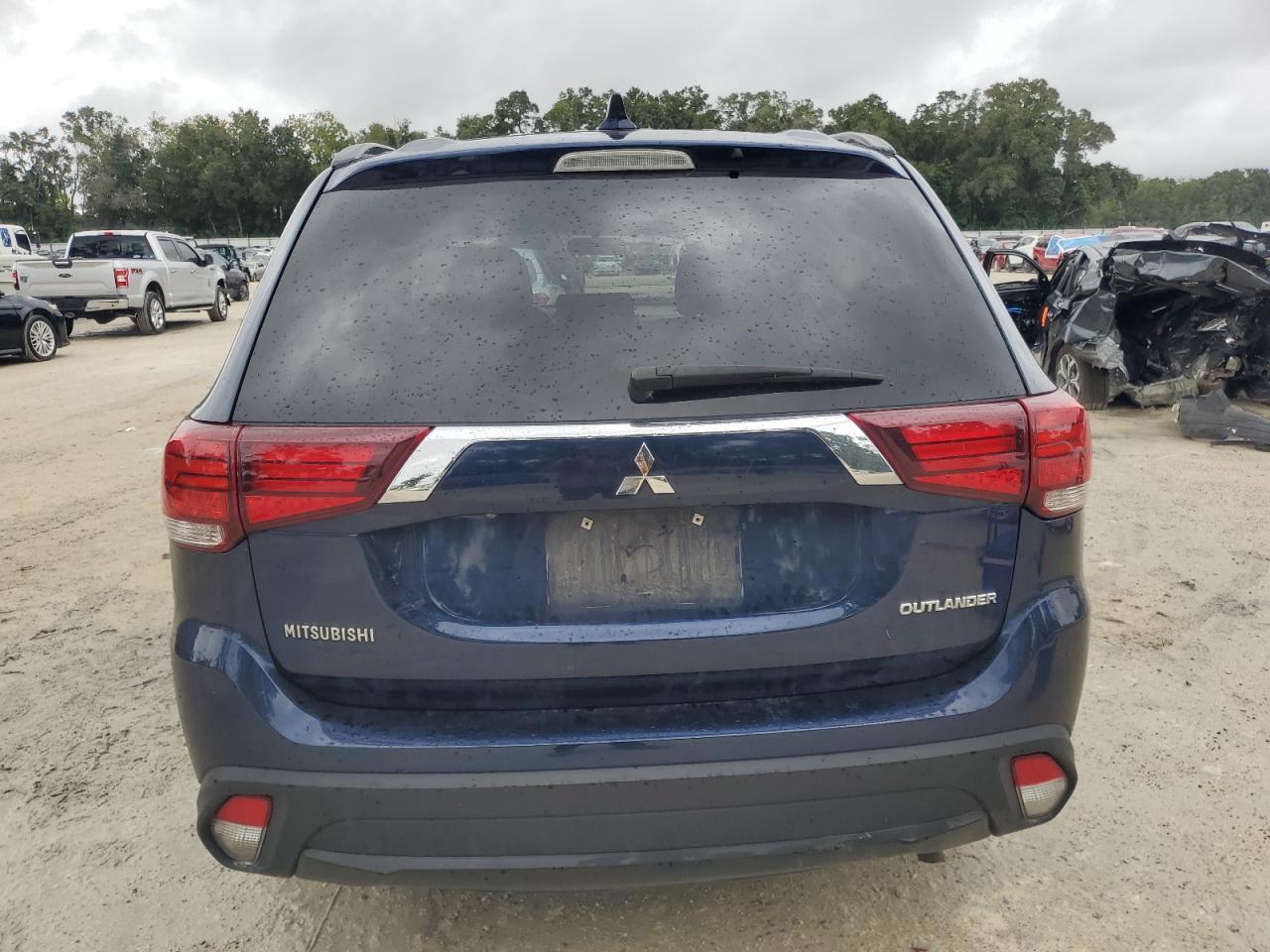 2018 Mitsubishi Outlander Se - Image 6
