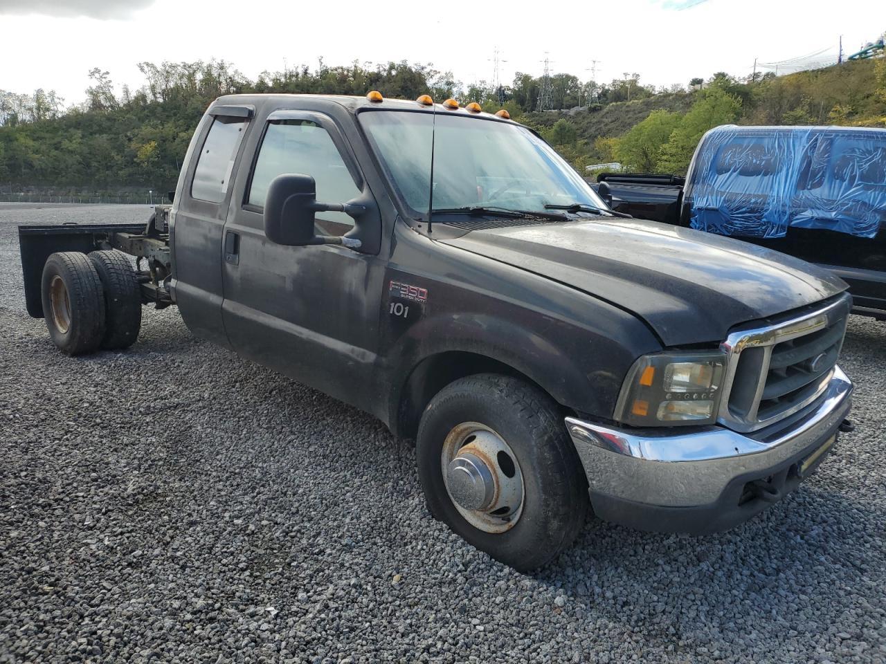 2000 Ford F350 Super Duty - Image 4