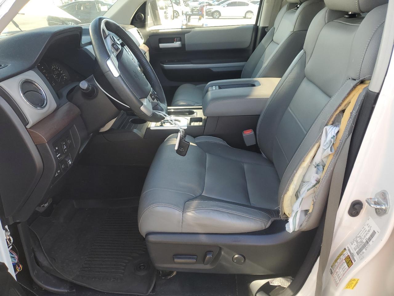 2021 Toyota Tundra Crewmax Limited - Image 7