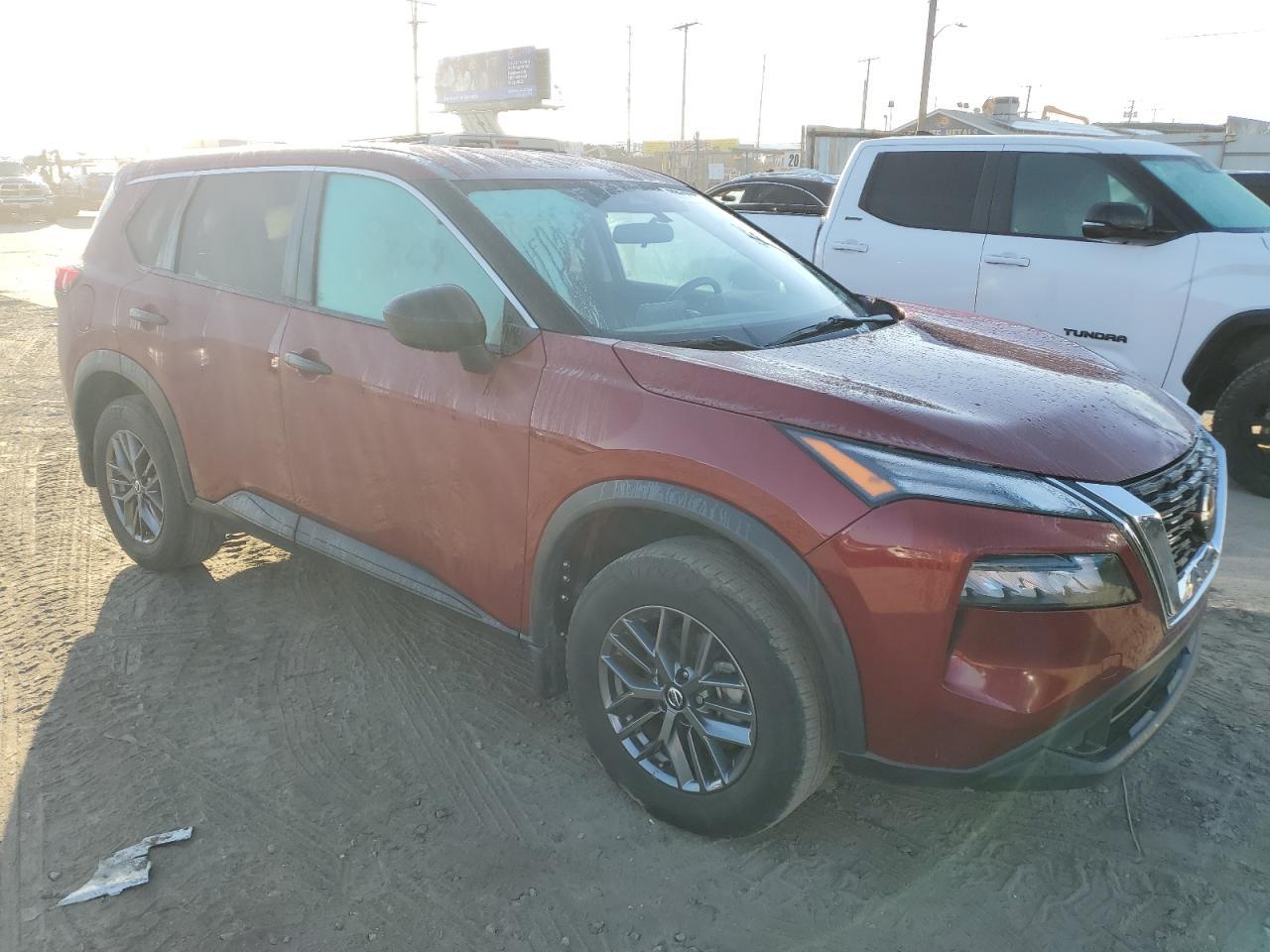 2021 Nissan Rogue S - Фото 4