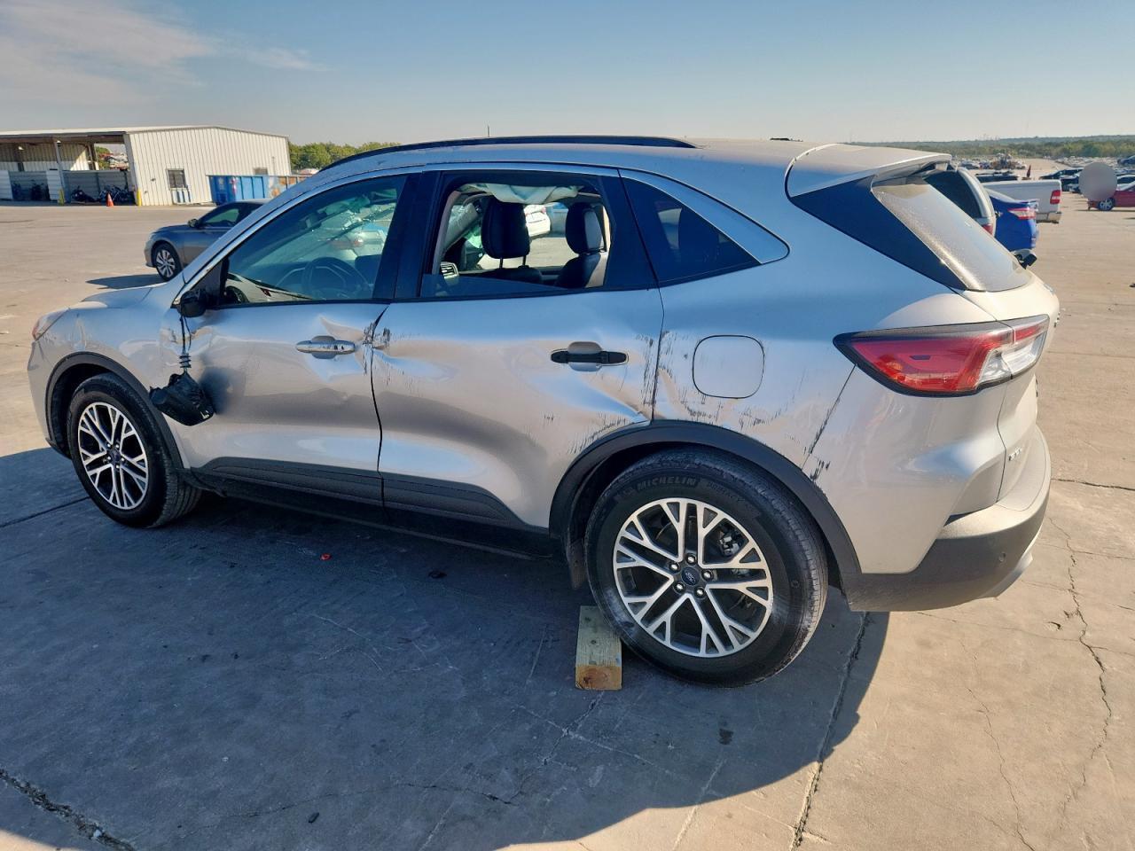 2020 Ford Escape Sel - Фото 2