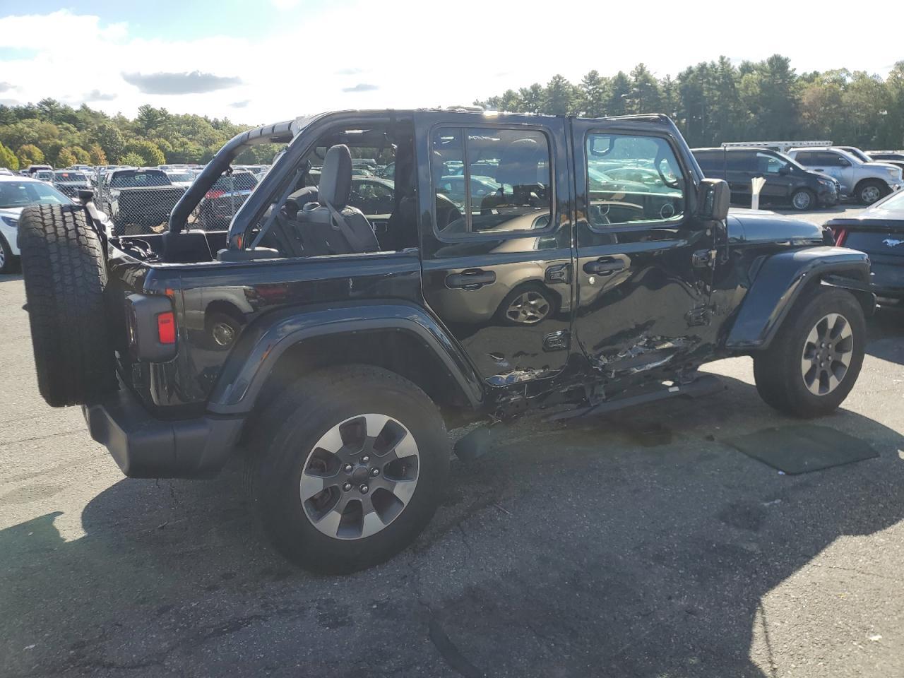 2022 Jeep Wrangler Unlimited Sahara - Фото 3