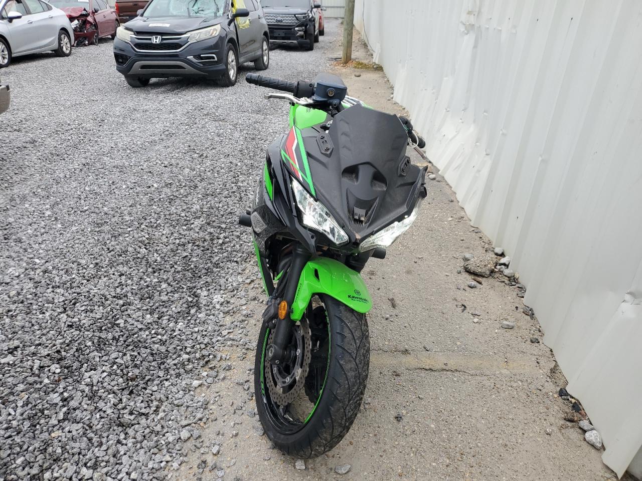 2023 Kawasaki Ex650 P - Фото 2