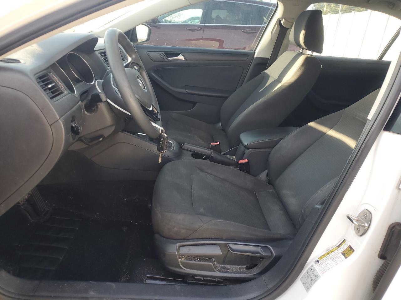 2016 Volkswagen Jetta S - Фото 7