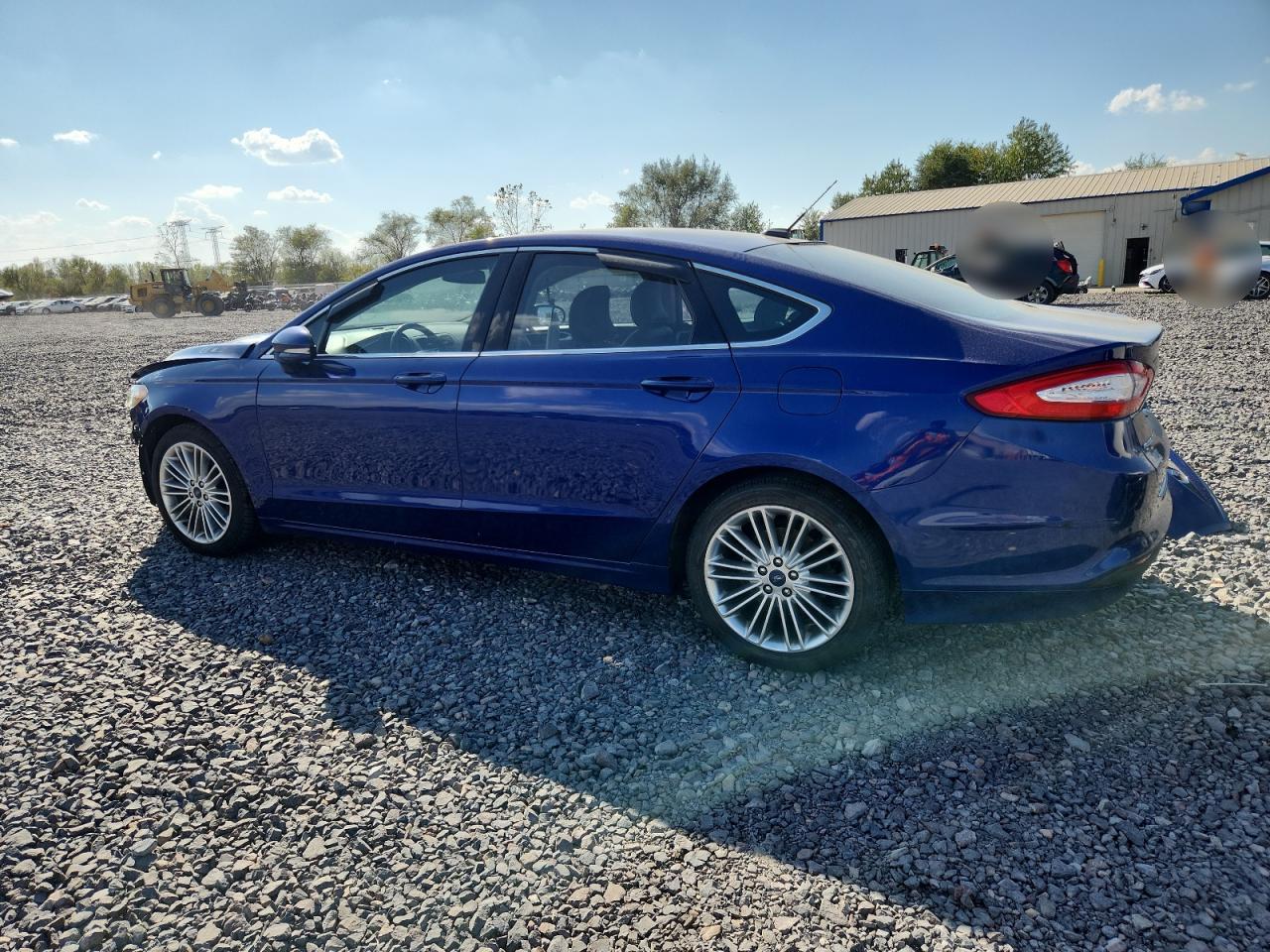 2016 Ford Fusion Se - Image 2