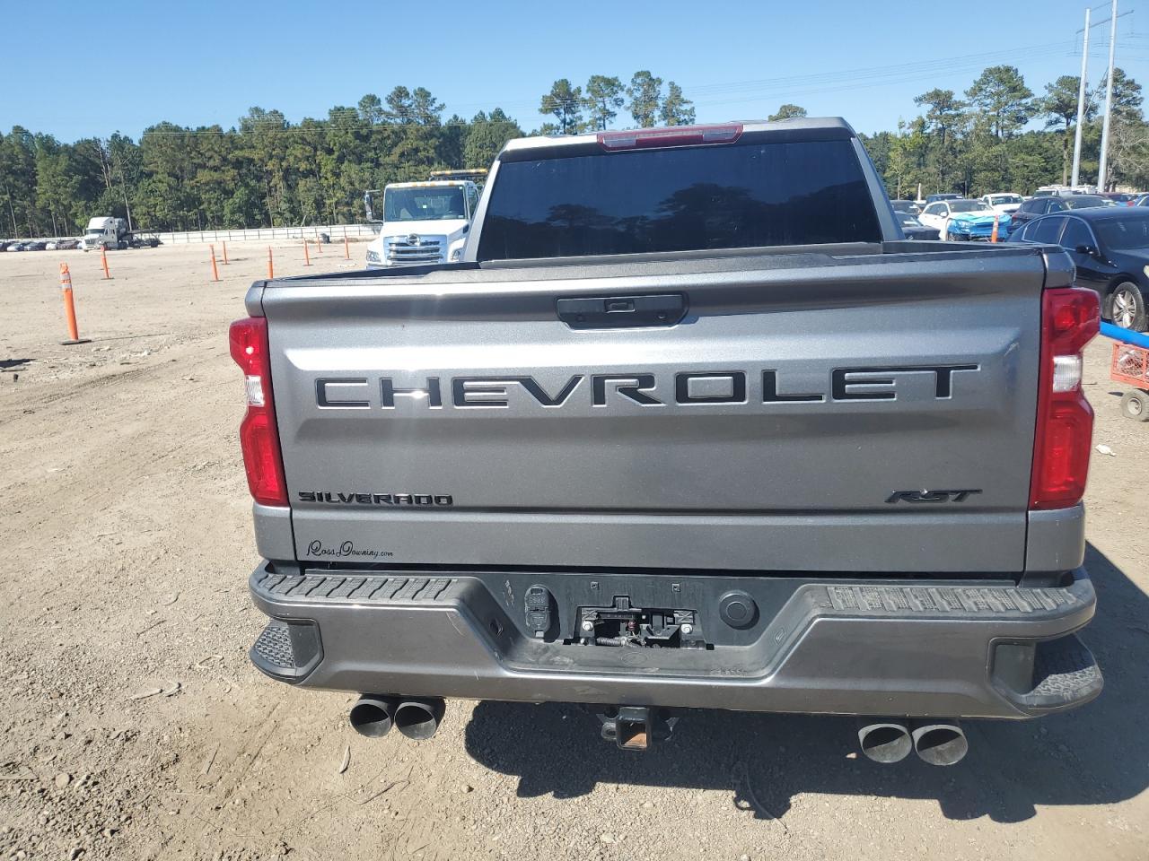 2022 Chevrolet Silverado Ltd C1500 Rst - Image 6