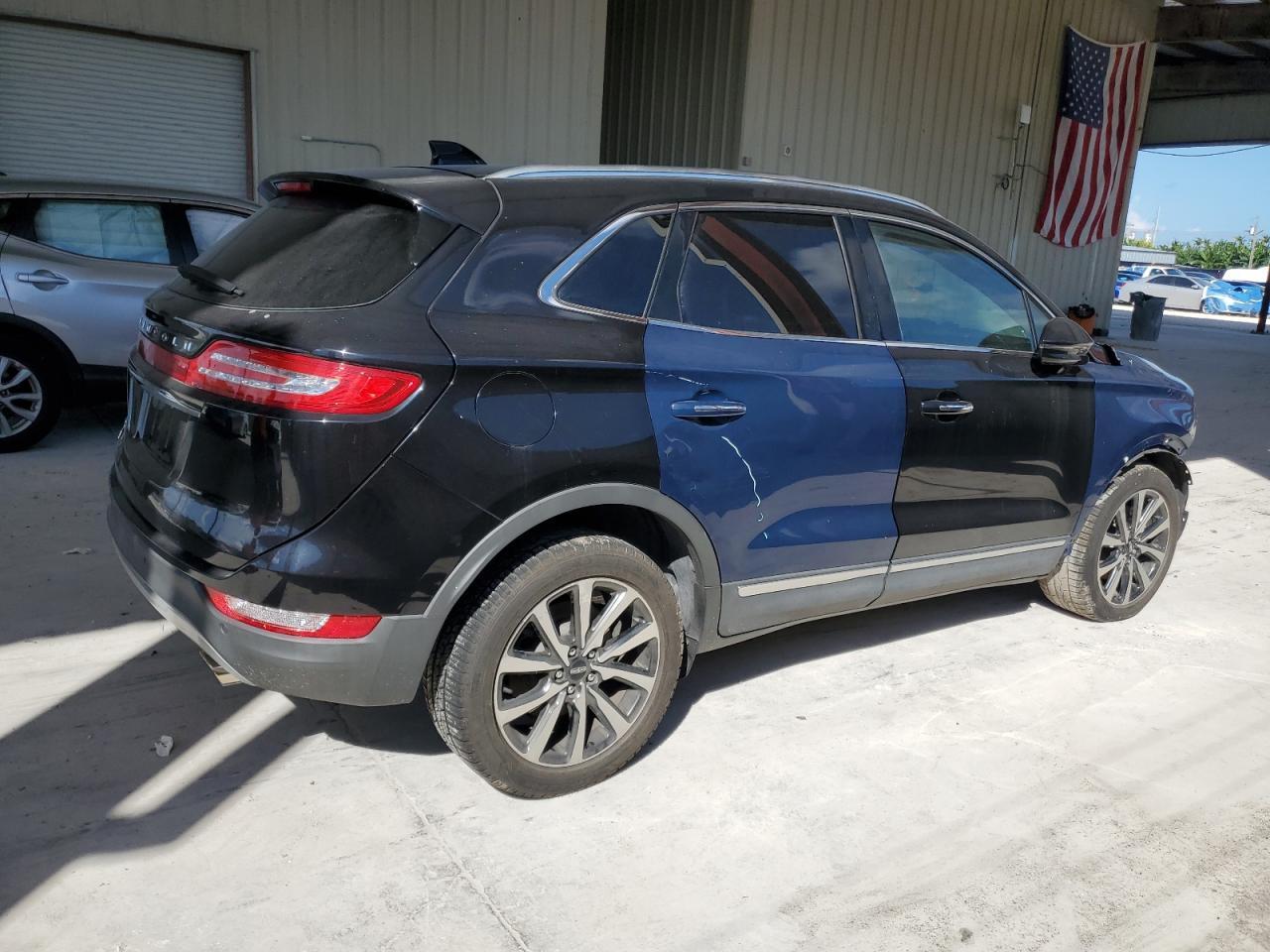 2019 Lincoln Mkc Reserve - Image 3