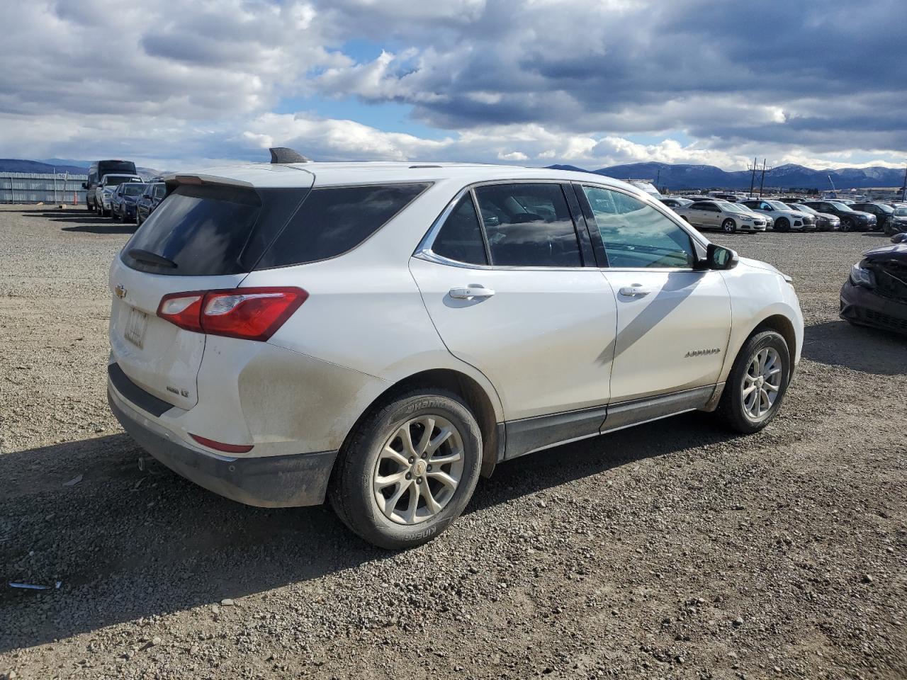 2019 Chevrolet Equinox Lt - Image 3