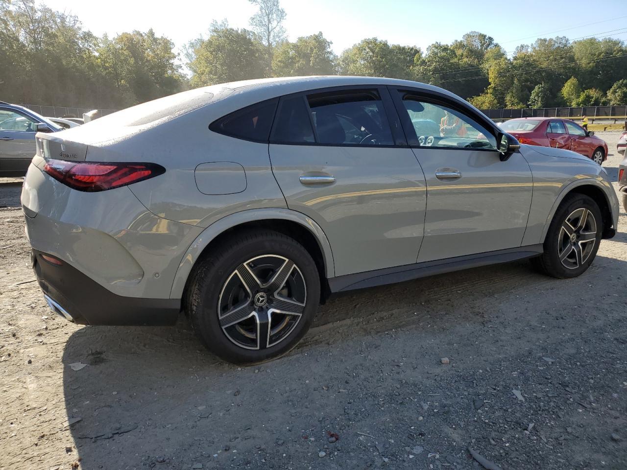 2025 Mercedes-Benz Glc Coupe 300 4Matic - Image 3