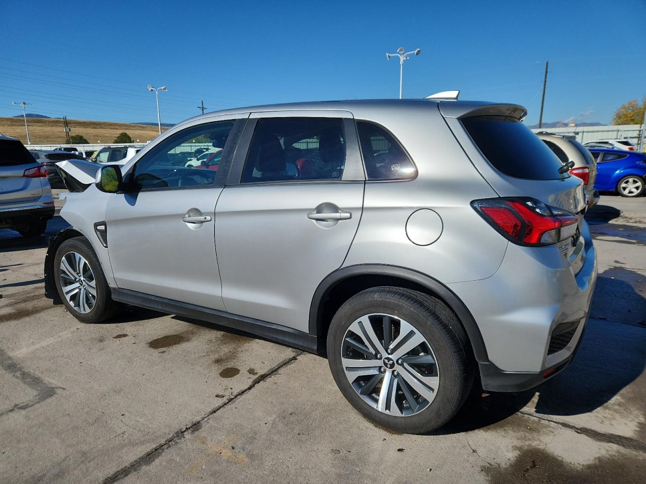 2024 Mitsubishi Outlander Sport S/Se - Фото 2