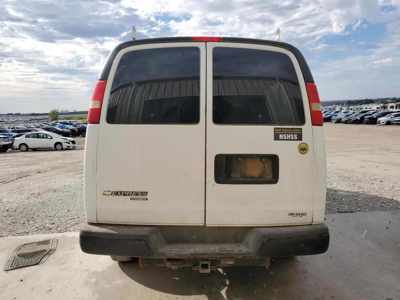 2012 Chevrolet Express G3500 Ls - Image 6