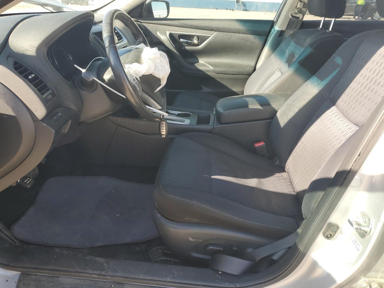 2017 Nissan Altima 2.5 - Фото 7