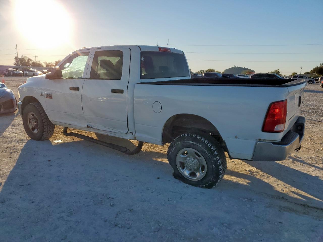 2012 Dodge Ram 2500 St - Фото 2