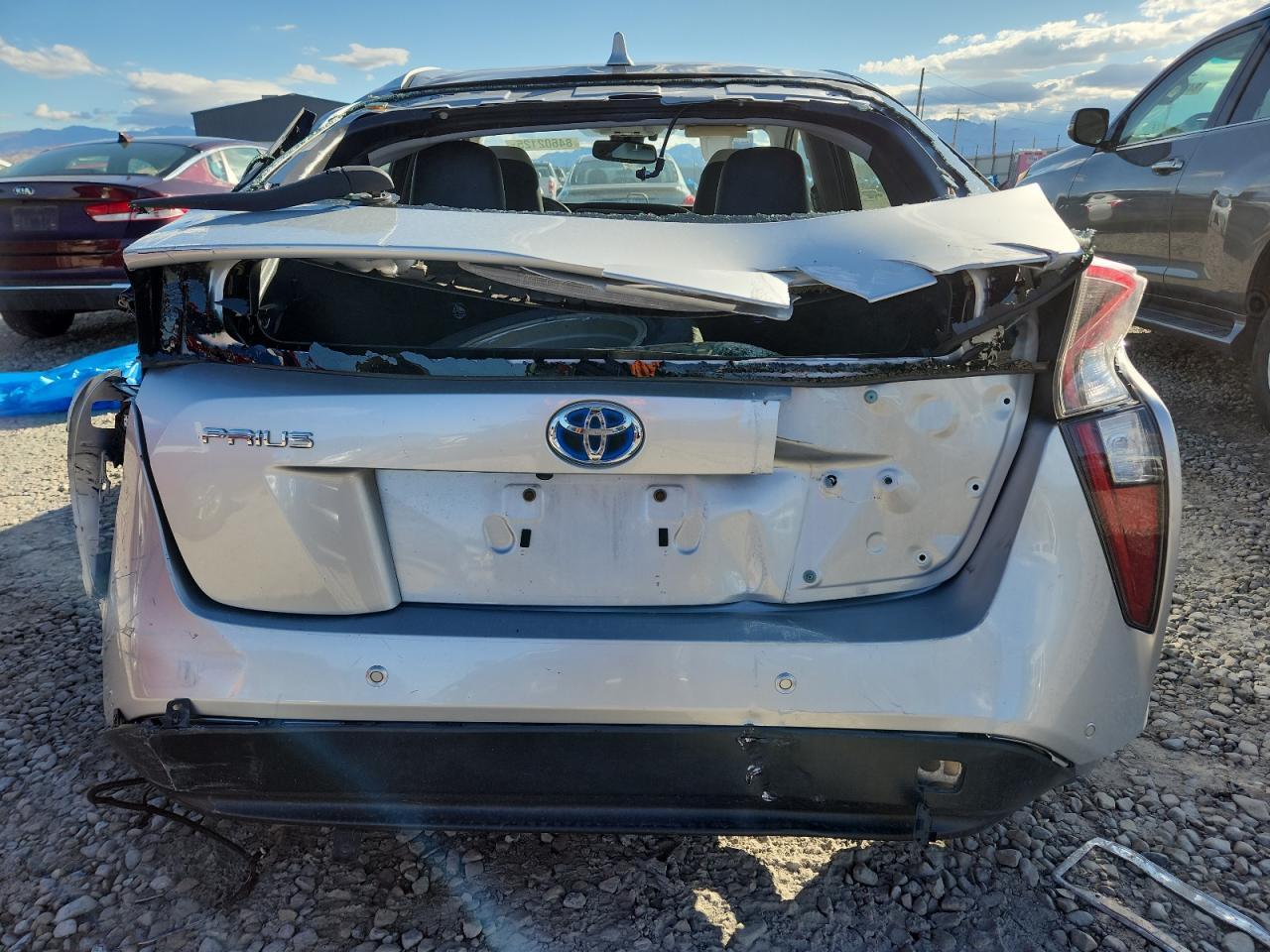 2017 Toyota Prius - Фото 6