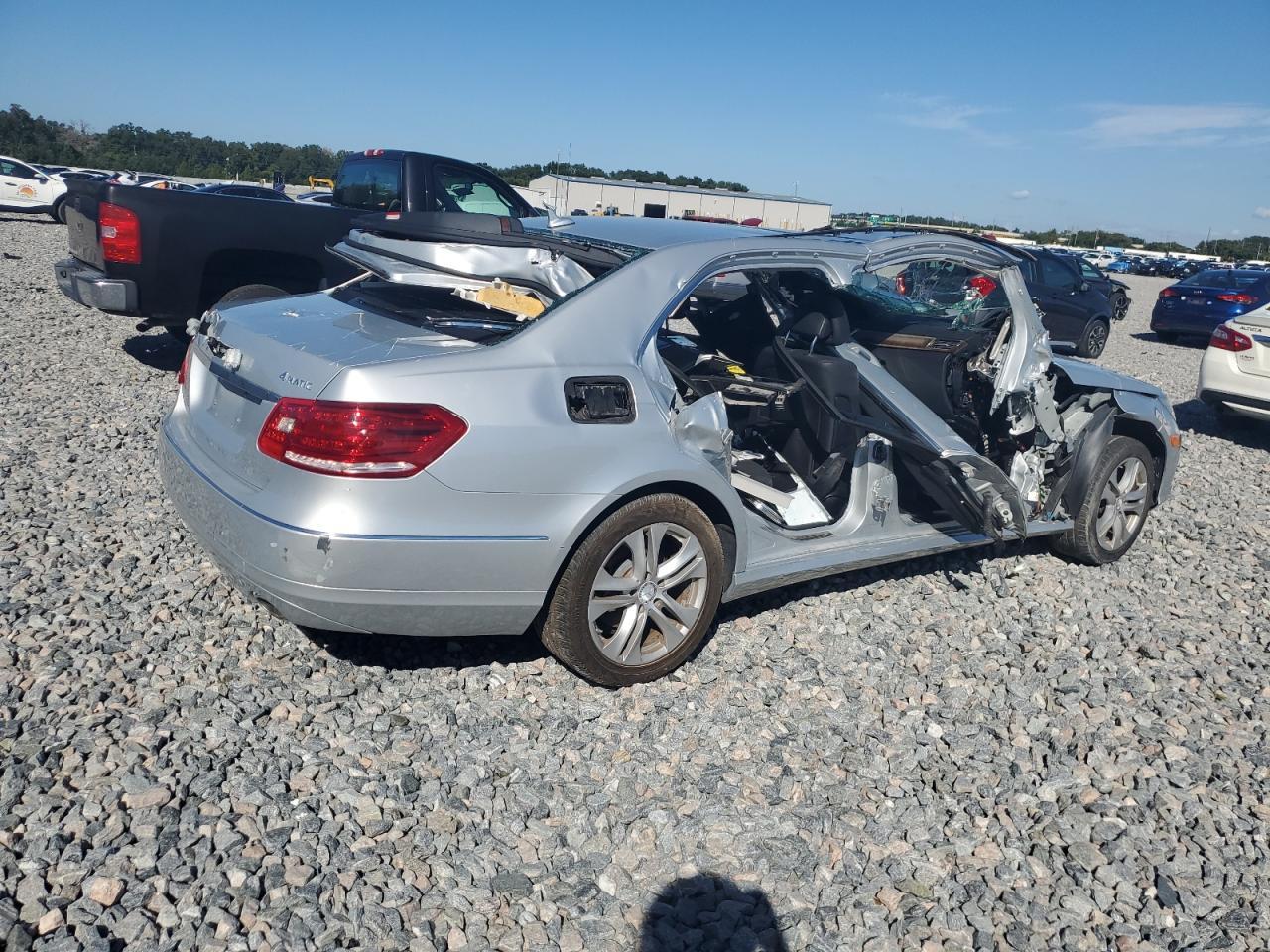 2010 Mercedes-Benz E 350 4Matic - Фото 3