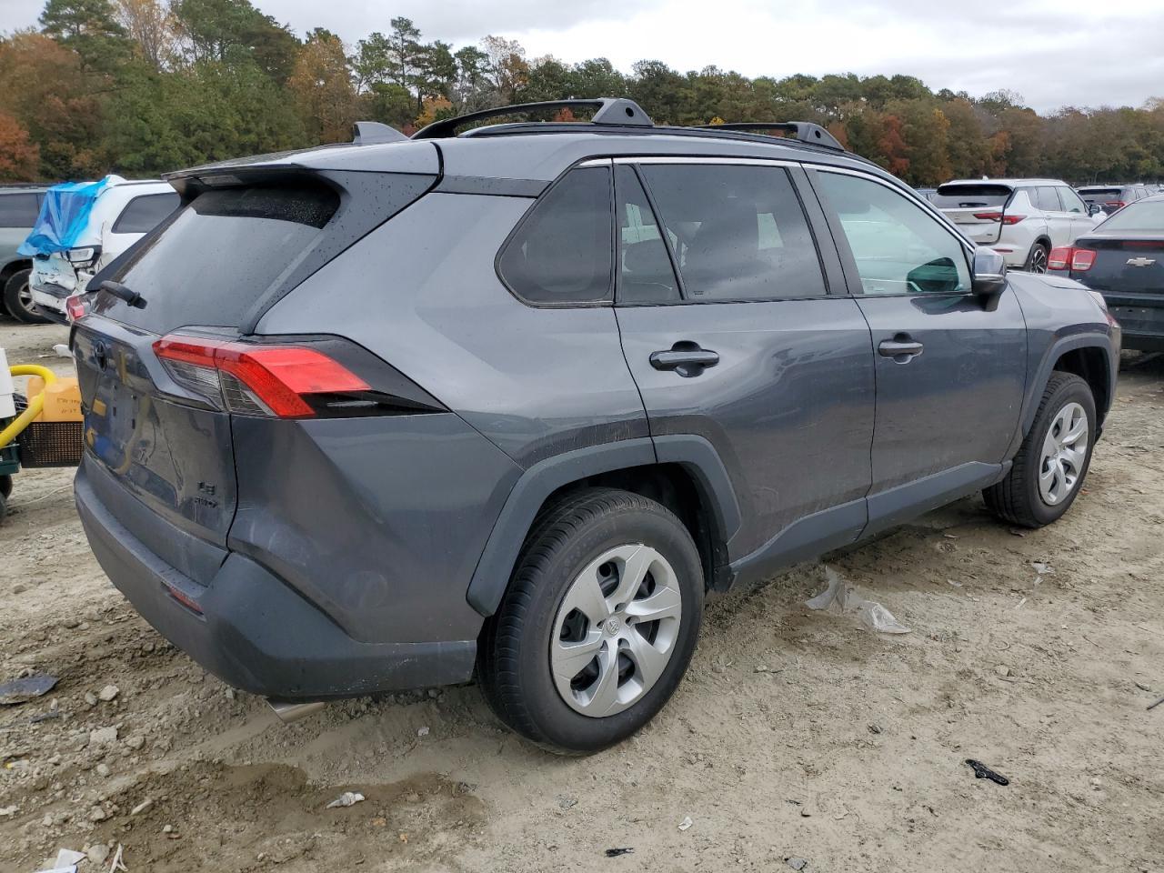 2020 Toyota Rav4 Le - Image 3