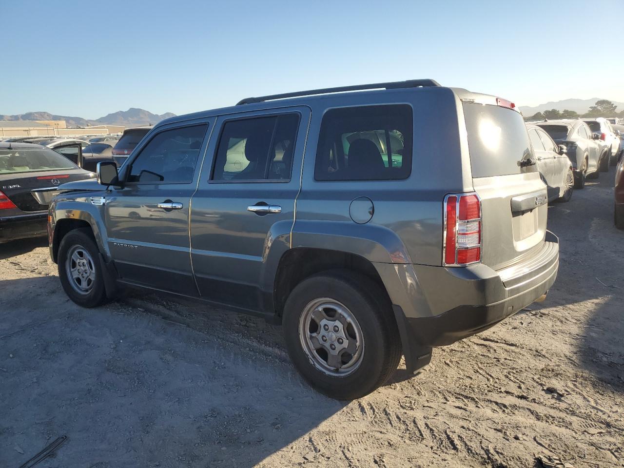 2014 Jeep Patriot Sport - Image 2