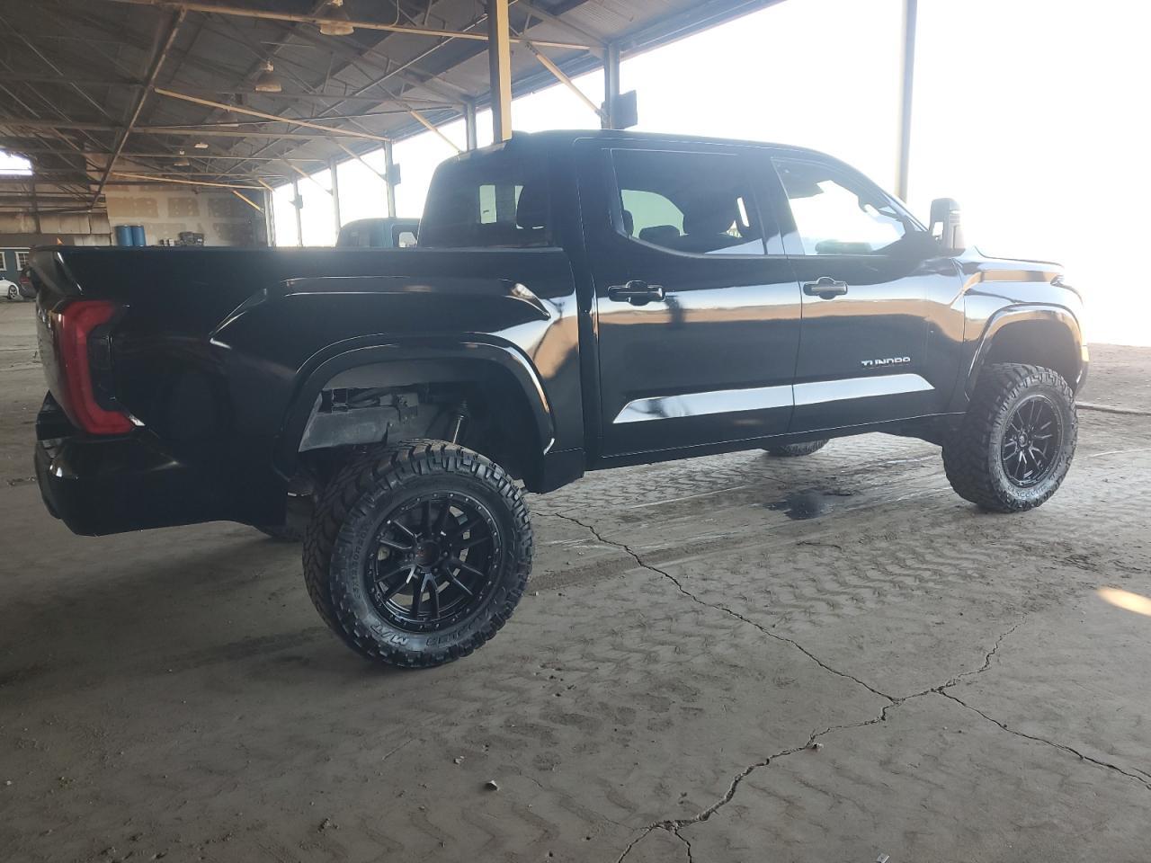 2023 Toyota Tundra Crewmax Sr - Фото 3