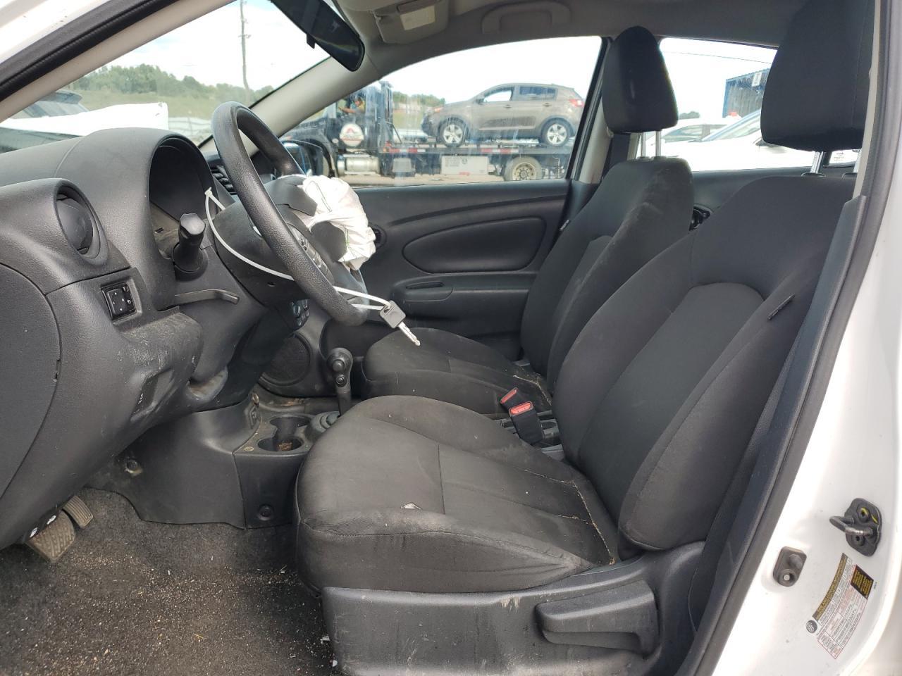 2019 Nissan Versa S - Фото 7