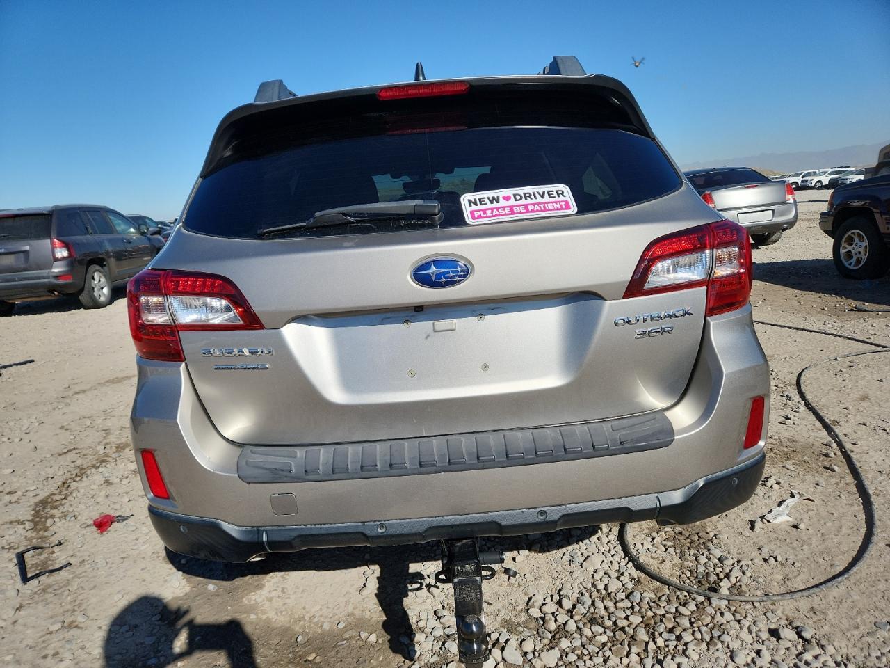 2017 Subaru Outback 3.6R Limited - Фото 6