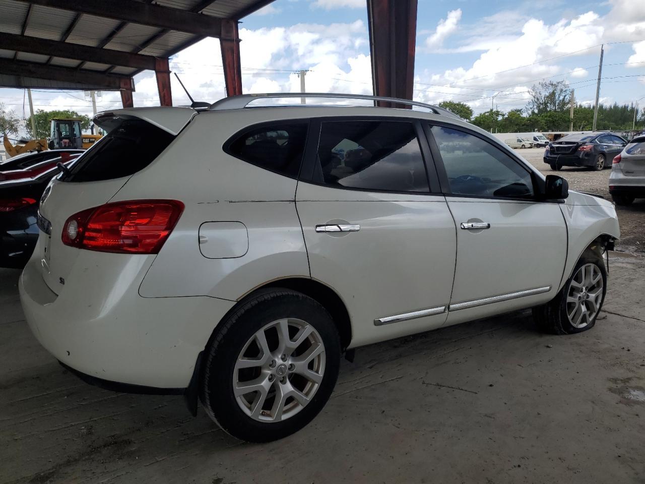 2011 Nissan Rogue S - Фото 3