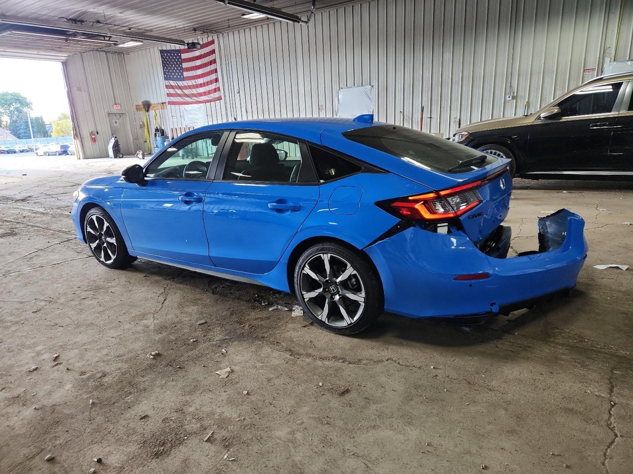 2026 Honda Civic Sport Touring - Фото 2