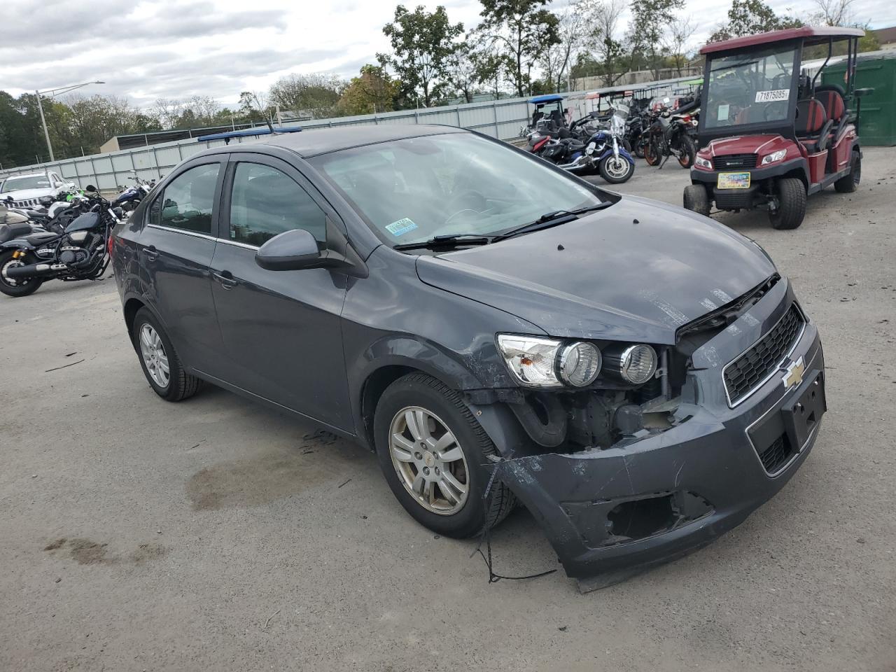 2012 Chevrolet Sonic Lt - Image 4