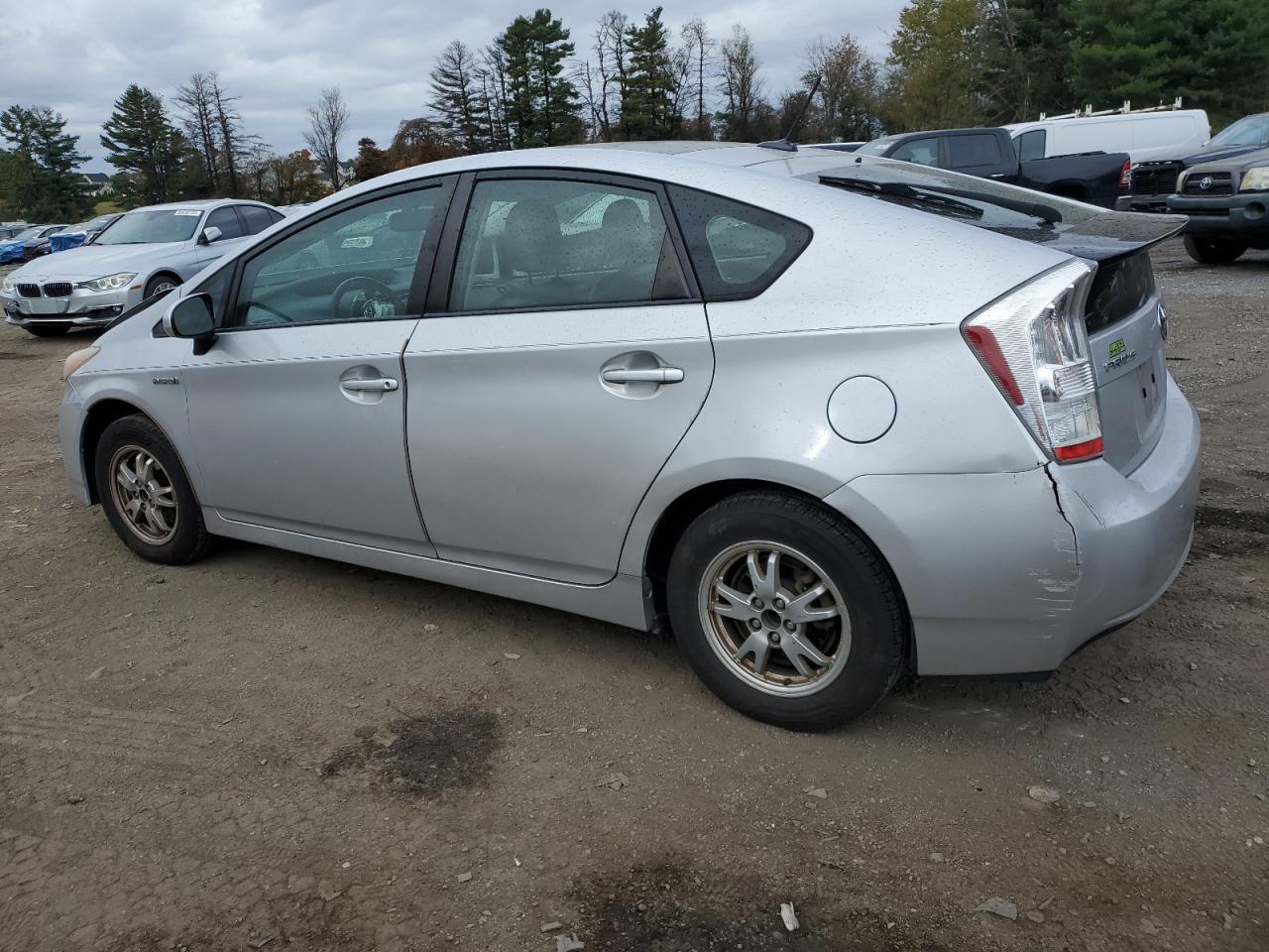 2011 Toyota Prius - Фото 2