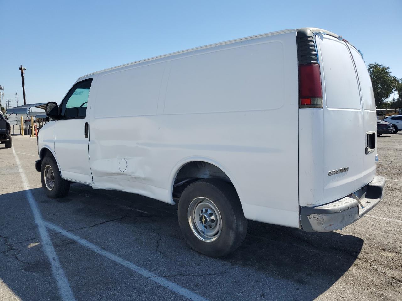 2000 Chevrolet Express G3500 - Фото 2