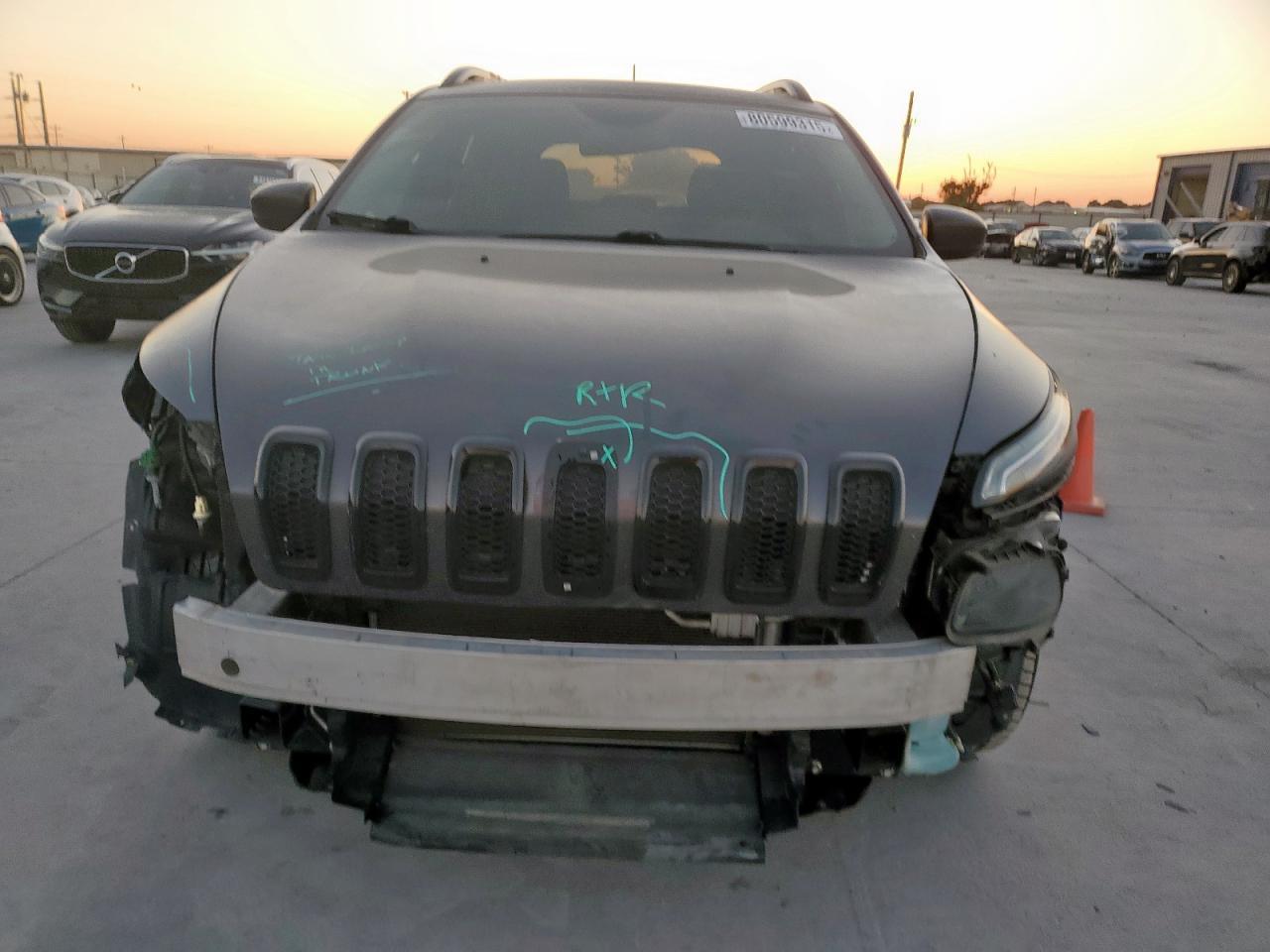 2018 Jeep Cherokee Latitude - Фото 5