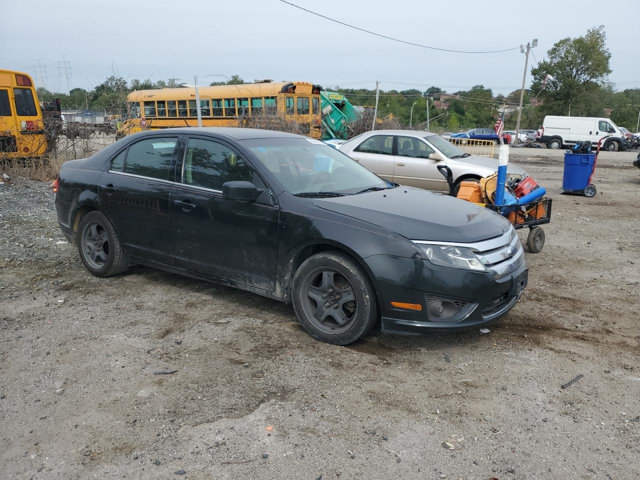 2011 Ford Fusion Se - Фото 4