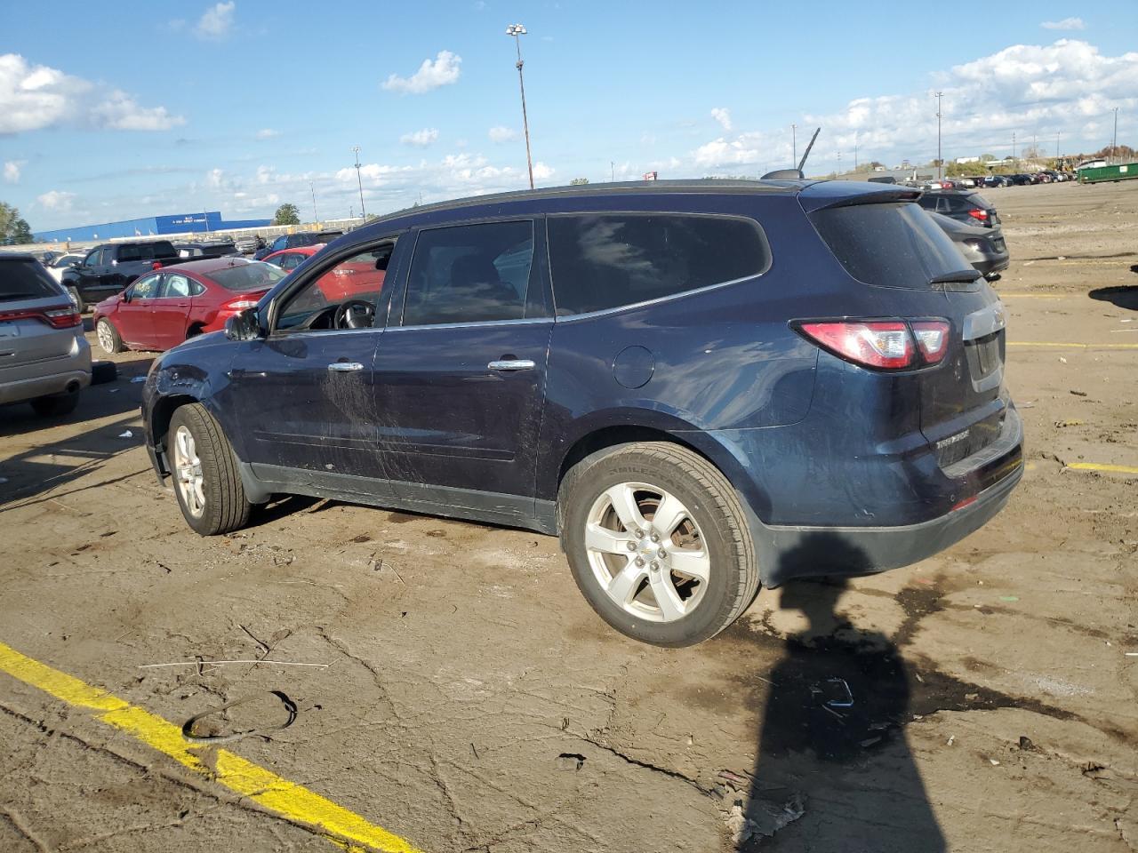 2017 Chevrolet Traverse Lt - Фото 2