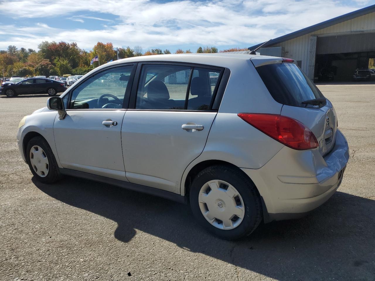 2008 Nissan Versa S - Фото 2
