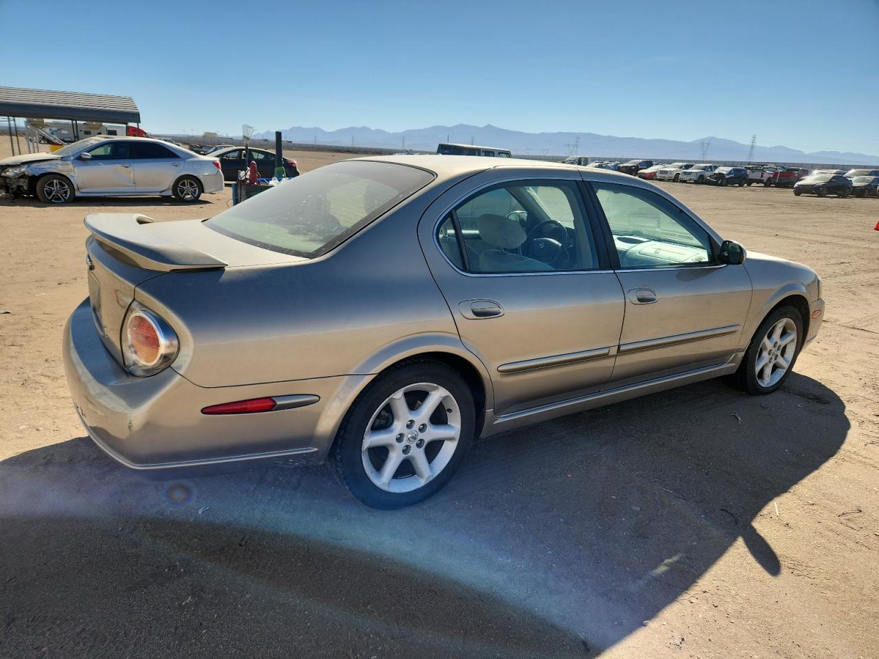 2002 Nissan Maxima Gle - Фото 3
