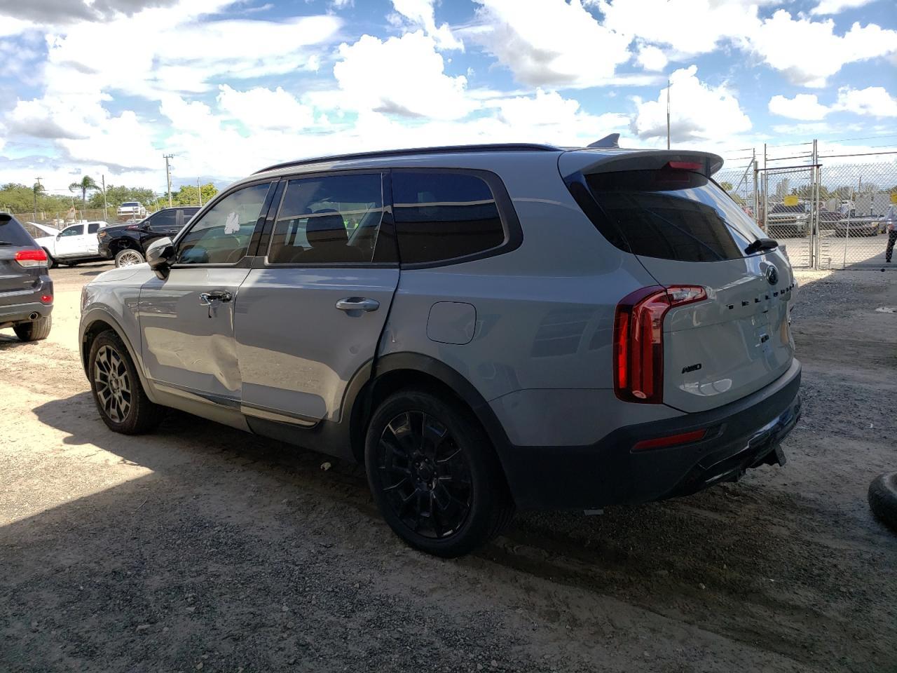 2021 Kia Telluride Sx - Фото 2