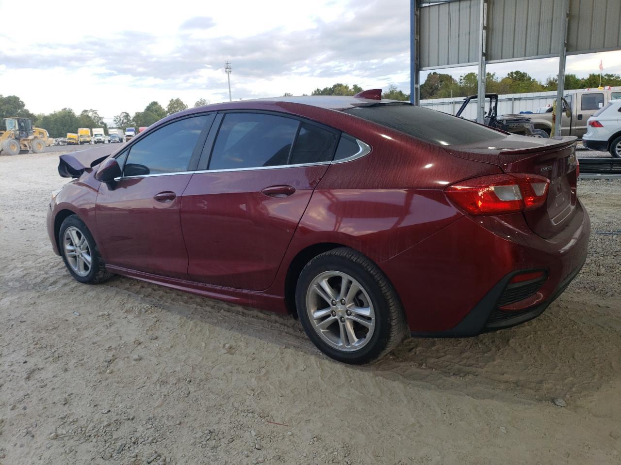 2017 Chevrolet Cruze Lt - Фото 2